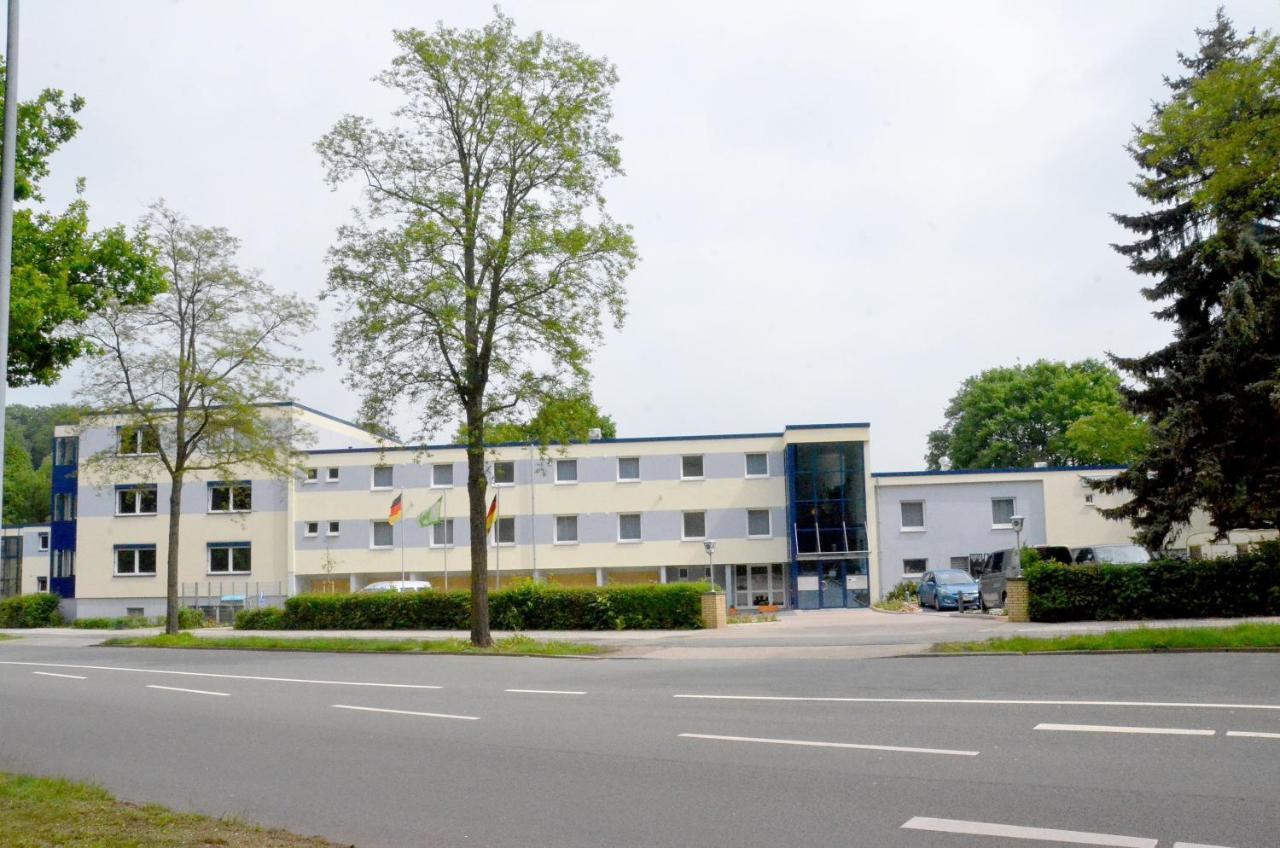 Hotel Am Klieversberg Wolfsburg Exterior photo