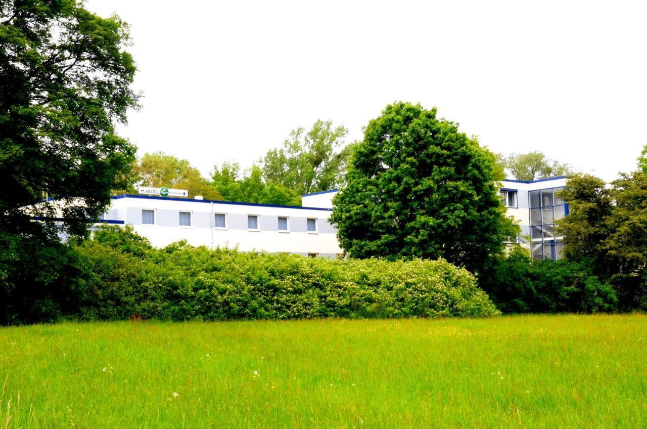 Hotel Am Klieversberg Wolfsburg Exterior photo